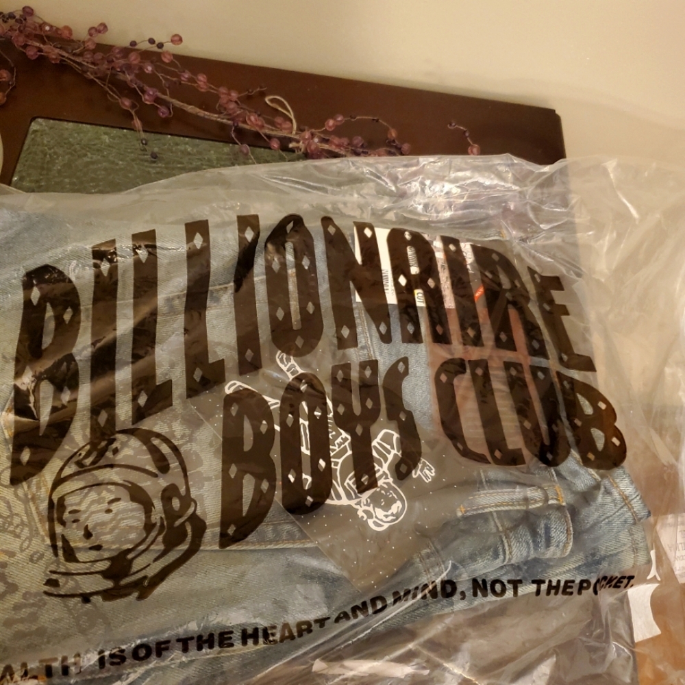 Billionaire Boys Club, 32 and blue